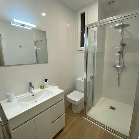 Apartment Apartamento Recien Reformado Zona Estaciones