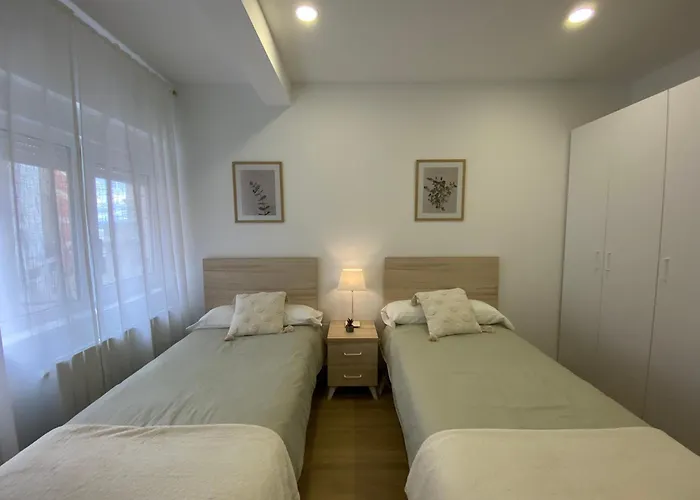 Apartamento Recien Reformado Zona Estaciones サンタンデール